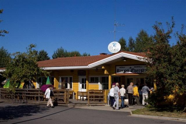 Hotel Rinssi-Eversti Rantasalmi Exteriér fotografie